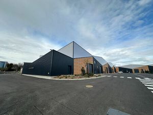 ENTREPÔT BÉZIERS - 264m²