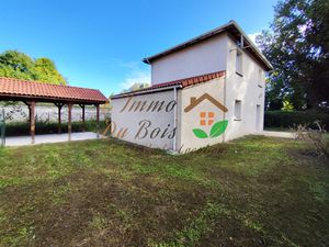 Maison individuelle avec jardin clos et garage