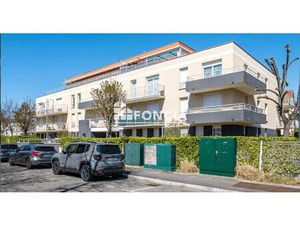 À VENDRE – Superbe appartement en attique avec vaste terrasse !