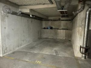 A Vendre Grande place de parking dans le carré d'or Antibes