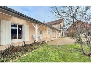 Maison Izeure m² T-5 à vendre  299 000 €