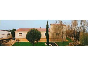 en vente Bureau – 780 000 € |Fréjus