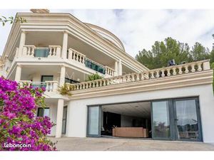 Investissement d’Exception – 220 m² au cœur de Carry-le-Rouet