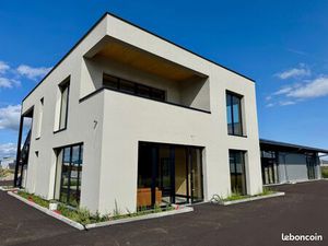 NOUVEAU - Bureau à louer de 117m² dans un bâtiment neuf