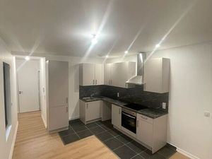 Appartement 2 pièces 40 52 m2 (102)