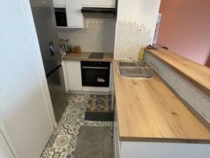 APPARTEMENT MEUBLE T2 à SAINT DENIS