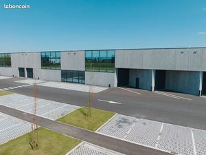 A louer entrepot 987 m²