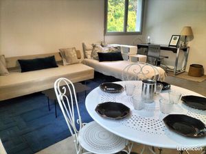 Location d'un magnifique studio meublé  secteur Tête d'Or / Universités Lyon 1 + INSA  à q