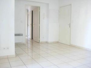 Vente appartement 3 pièces 52 m² Solliès-Pont (83210)