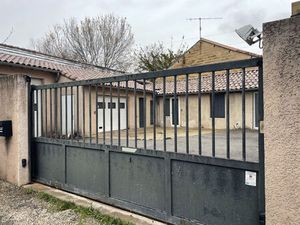 Vente local industriel 220 m² Le Pontet (84130)