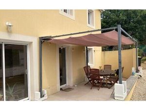 Location maison  110 m² T-5 à Crillon-le-Brave  1 220 €