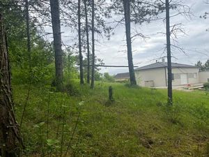 Vente terrain 1795 m² à Bassillac et Auberoche (24330)  43 000 €