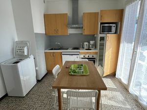 Location appartement 2 pièces 41 m² à Hyères (83400)