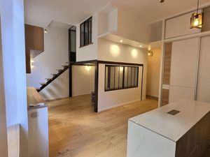 Location appartement 1 pièce 54 m² à Toulon (83000)