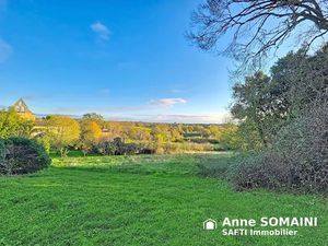 Vente terrain 2454 m² à Biron (24540)  56 000 €