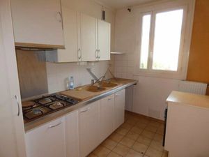 APPARTEMENT DE TYPE 4