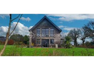 Maison contemporaine de 168 m² à Poullaouen