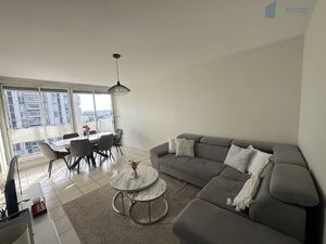 À vendre : Beau T2 de 50m2 Quartier Gendarmerie La Garenne