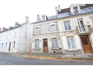 Herry  village avec école et commerces de procimité  maison