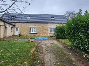 Charmante maison individuelle de 6 pièces avec jardin arboré et garage à Renève