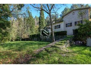 TOURRETTES - BASRTIDES - PISCINE - RIVIERE - SOURCE - 17.000m² de terrain