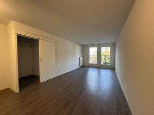 T2 de 44 m2 à Cenon avec place de parking privative