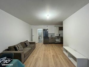 Appartement T2 meublé – 40 1 m² – Entièrement rénové – Centre-ville de Sens