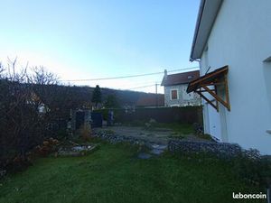 Maison de village à louer à Vaulnaveys le haut