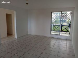 Appartement T4/5 Ste Marie Beausejour