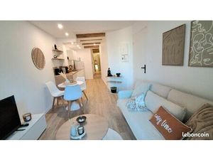 Beau T2 Endoume refait à neuf