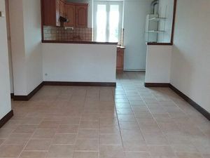 Loue appartement 3 pieces plus cuisine avec jardin