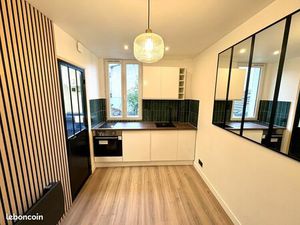 Studio Meublé Lilas 11m2 - Refait à NEUF