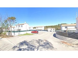 Vente terrain 323 m² à Rocbaron (83136)  98 000 €