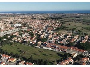 Vente terrain 300 m² à Saint-Laurent-de-la-Salanque (66250)  124 900 €