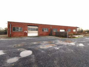 Bien professionnel à louer à Izegem € 1.600 (LIEV0) - Fluo | Zimmo