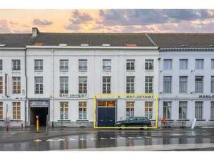 Representatief kantoor- of handelspand op topligging aan het