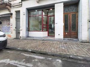 Rez-de-chaussée commercial à deux pas de la place Flagey