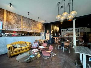 Surface commerciale à louer.