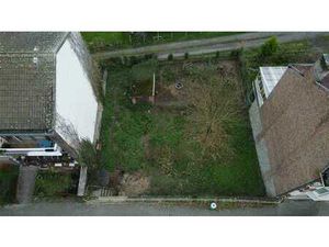 Terrain à batir avec permis pour 5 appartements et parkings