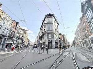 Bureaux idéalement situés!!! A visiter ...