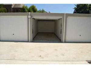 Garage vlakbij centrum Ardooie!