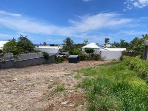 Terrain viabilisé de 575 m2  à vendre à Saint Gilles les bai