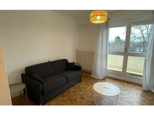 Location appartement  m² T-1 à Compiègne  570 €