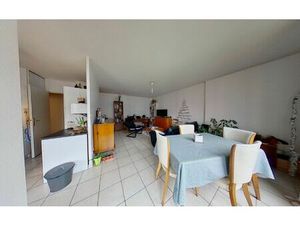 Location appartement  m² T-3 à Lyon 9  1 170 €