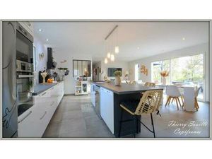 Maison 7 pièces  172m²  4 chambres