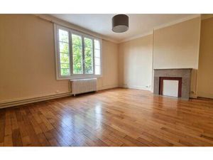 Location appartement  m² T-3 à Caen  872 €