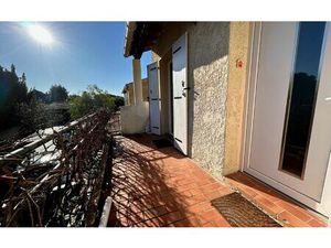 Location appartement  m² T-3 à Rognonas  785 €