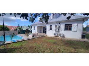 Villa T6 avec Piscine CC