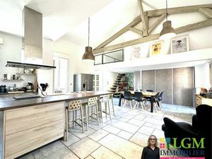 NIMES CENTRE - DUPLEX - 6 PIECES - TERRASSE