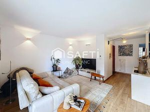 Superbe appartement 4 pièces avec balcon  parking et cave